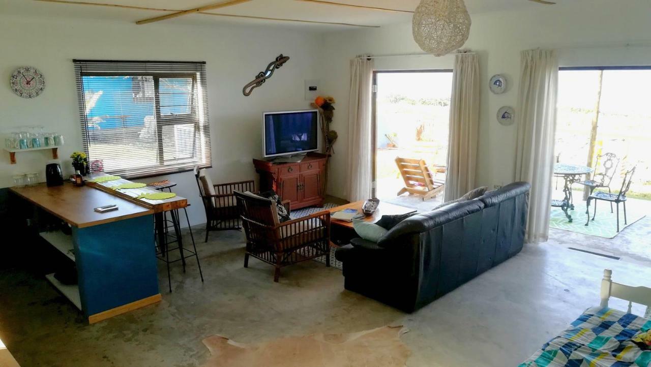 Blue Space Beach House Port Shepstone Exterior foto
